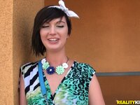 Street BlowJobs - Molly Mouthful - 04/03/2016